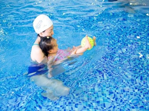 亲子游泳加盟如何获得理想的收益